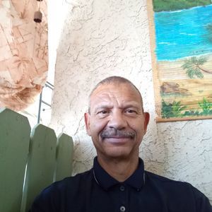 Meet your Posher, Lester